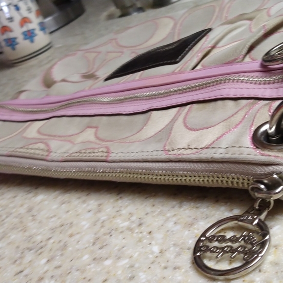 Coach Handbag - Picture 5 of 5